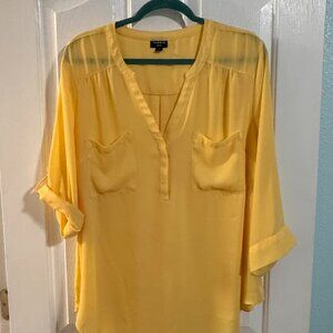 Torrid Harper Yellow Split Neck Blouse Size 2